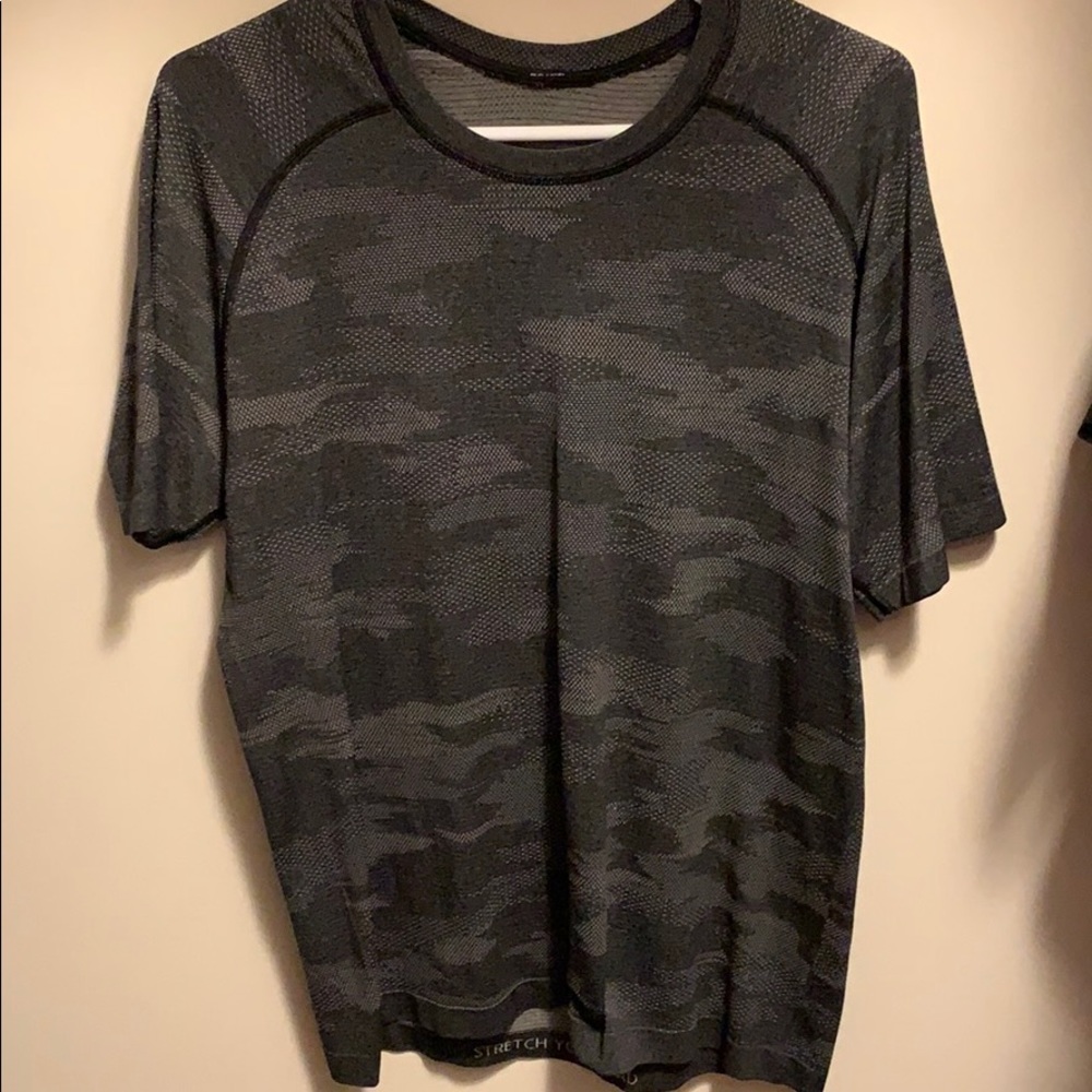 Lululemon shirt